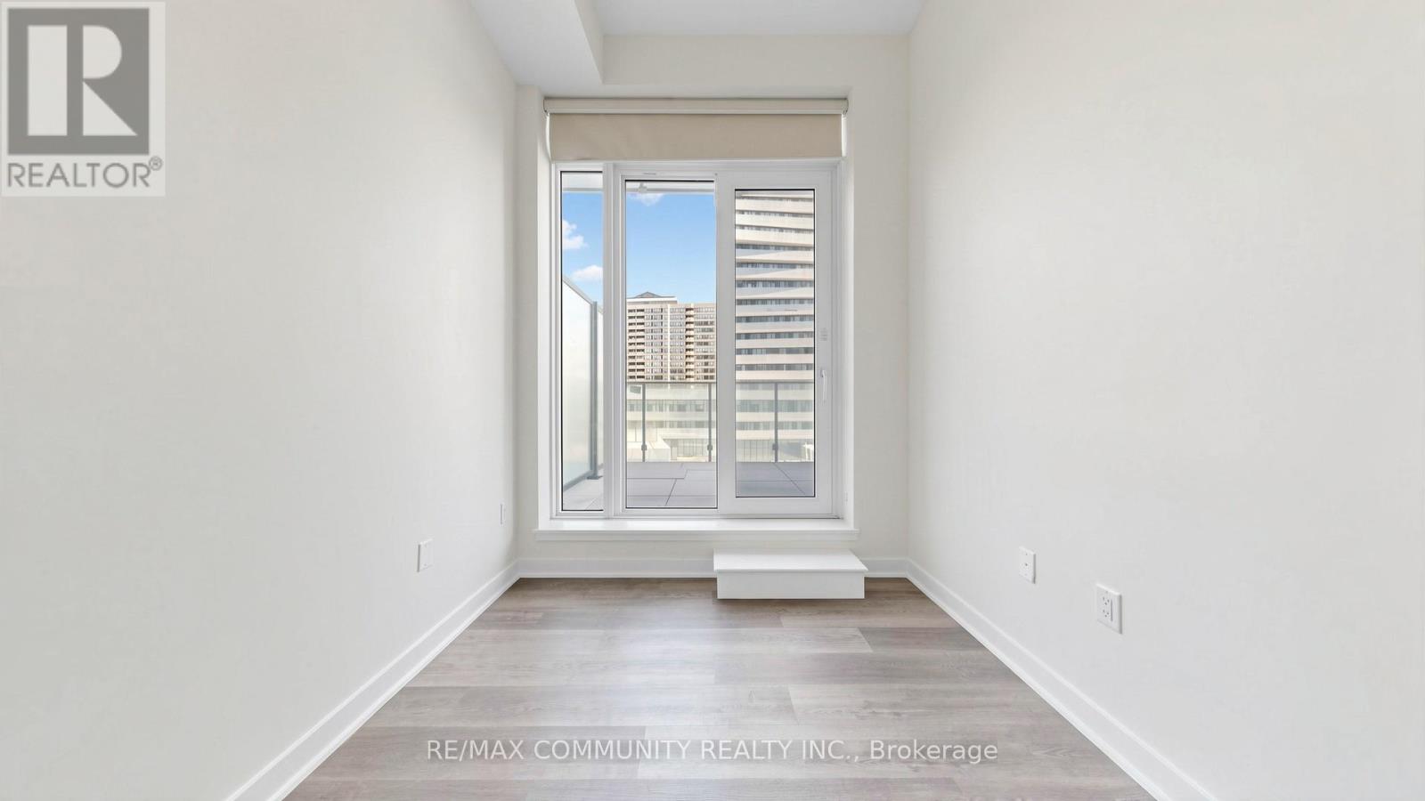 604 - 3900 Confederation Parkway, Mississauga, Ontario  L5B 0M3 - Photo 26 - W12978930