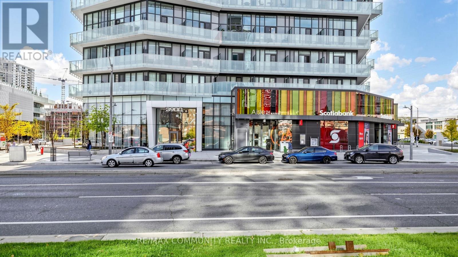 604 - 3900 Confederation Parkway, Mississauga, Ontario  L5B 0M3 - Photo 5 - W12978930