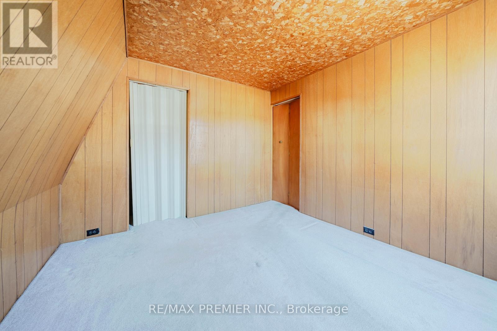 23 Lippincott Street W, Toronto, Ontario  M9N 1B3 - Photo 13 - W12978940