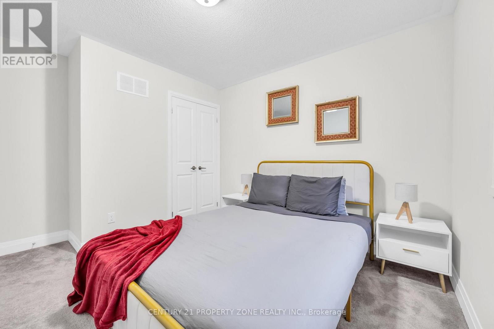12 Trellanock Road, Brampton, Ontario  L6Y 0E4 - Photo 41 - W12979004