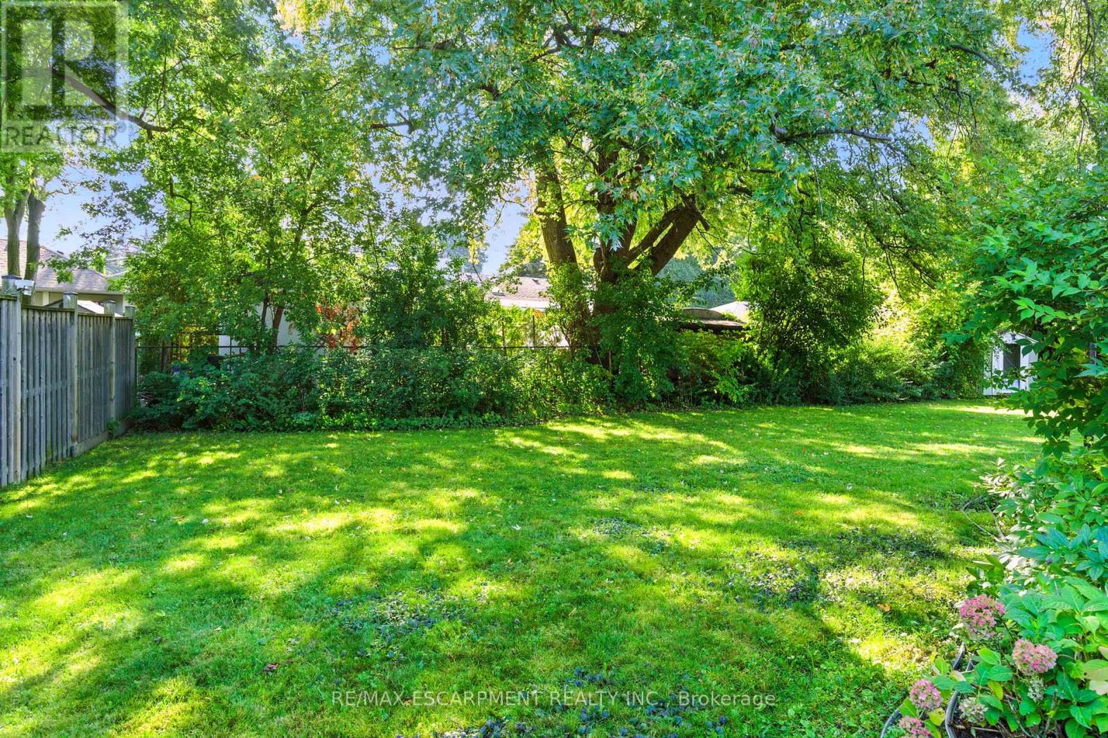 230 South Service Road, Mississauga, Ontario  L5G 2S1 - Photo 43 - W12979006