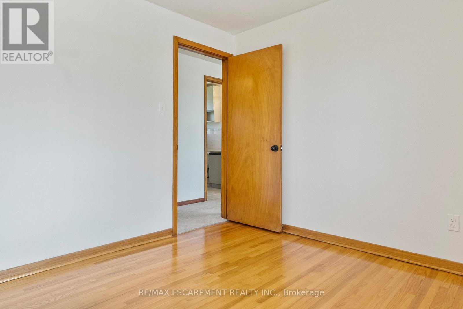 1193 Sixth Line, Oakville, Ontario  L6H 1W8 - Photo 32 - W12979030