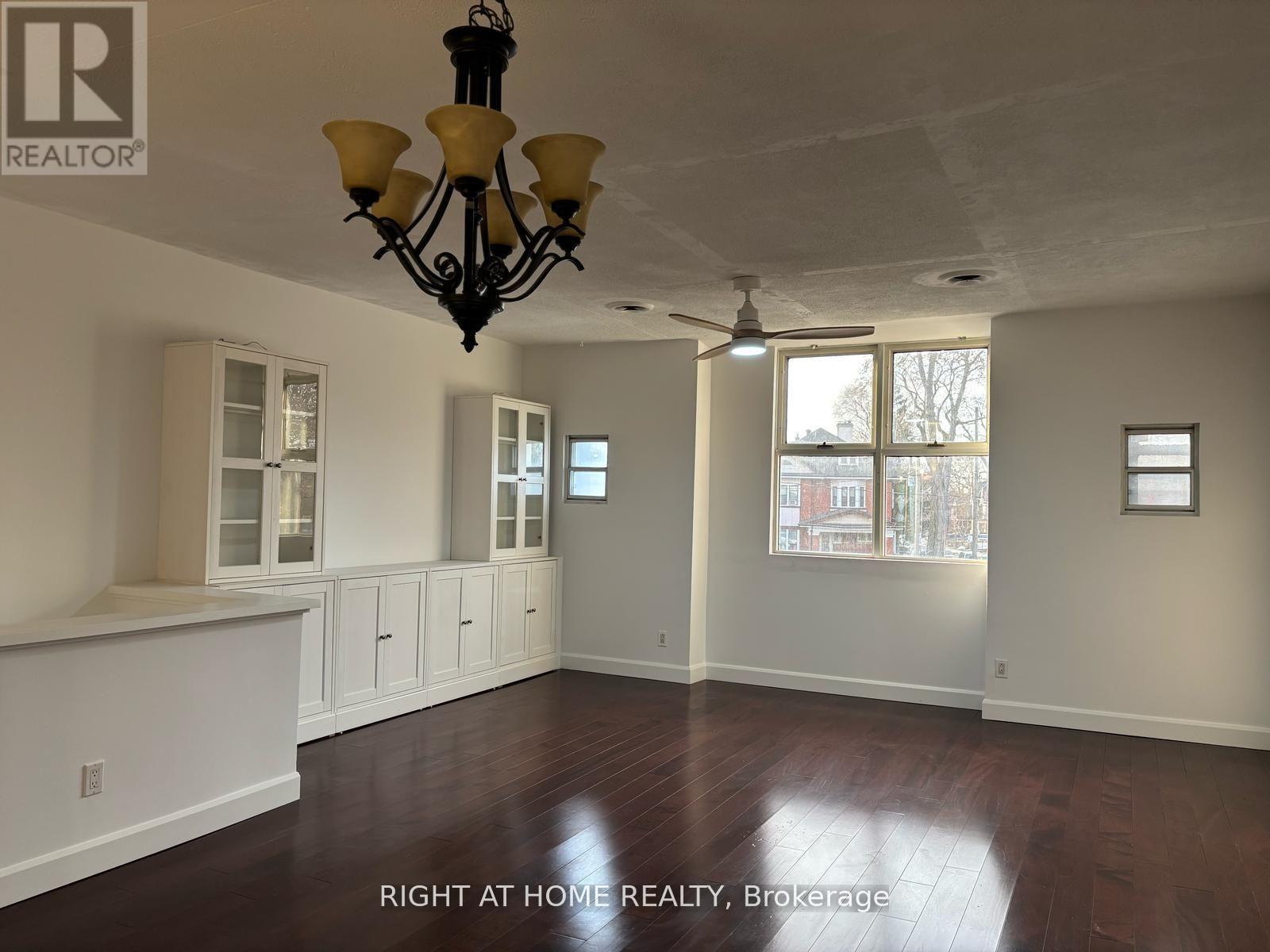 A - 3152 DUNDAS STREET W, Toronto, Ontario