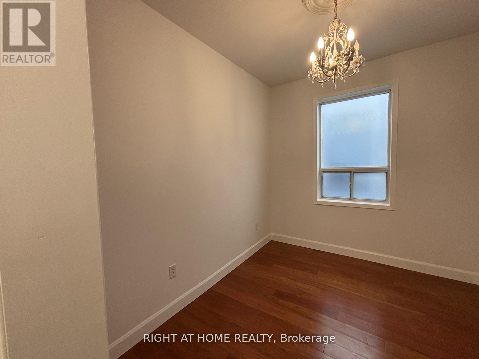 A - 3152 Dundas Street W, Toronto, Ontario  M6P 2A1 - Photo 18 - W12979042