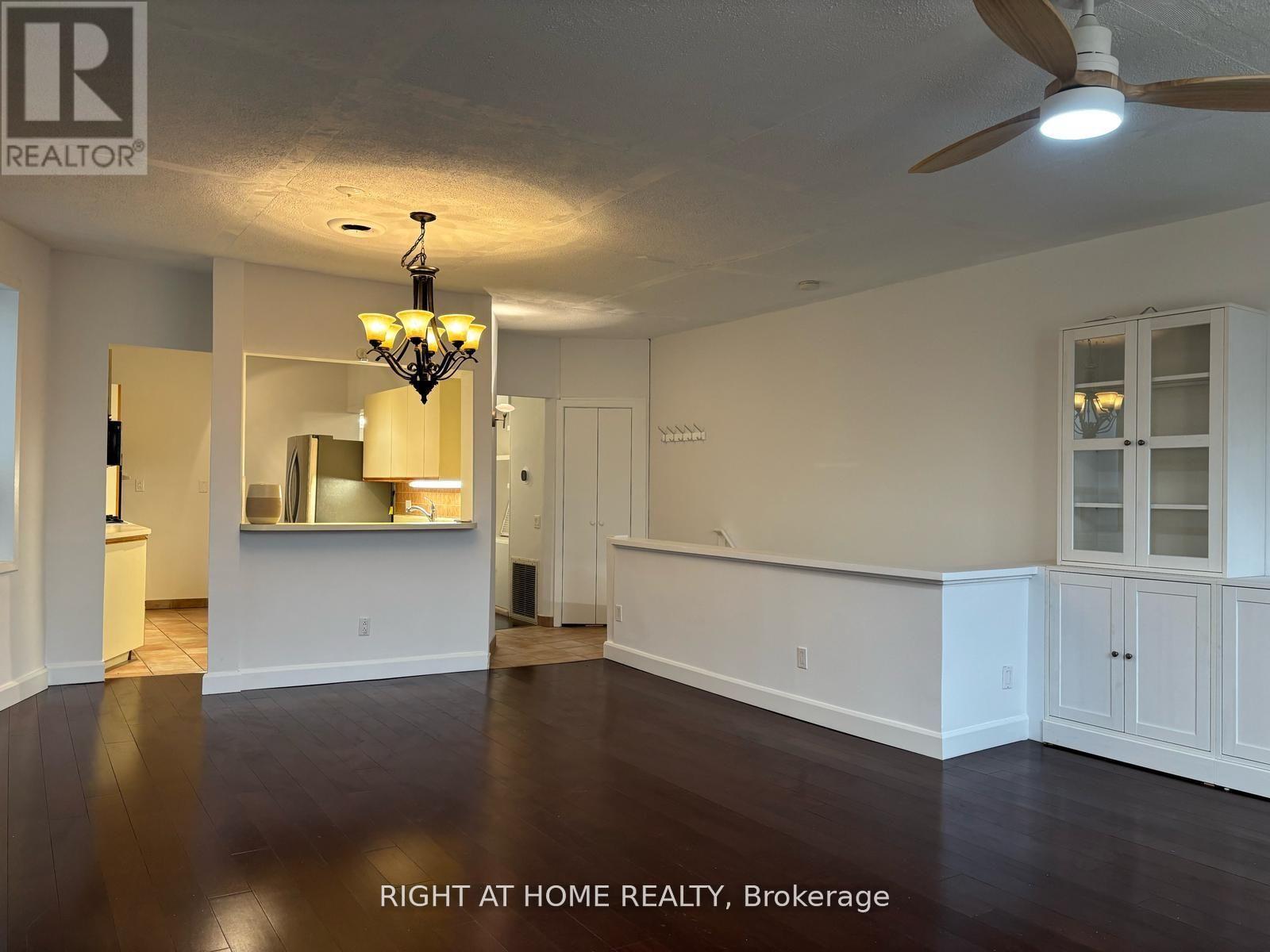 A - 3152 Dundas Street W, Toronto, Ontario  M6P 2A1 - Photo 2 - W12979042