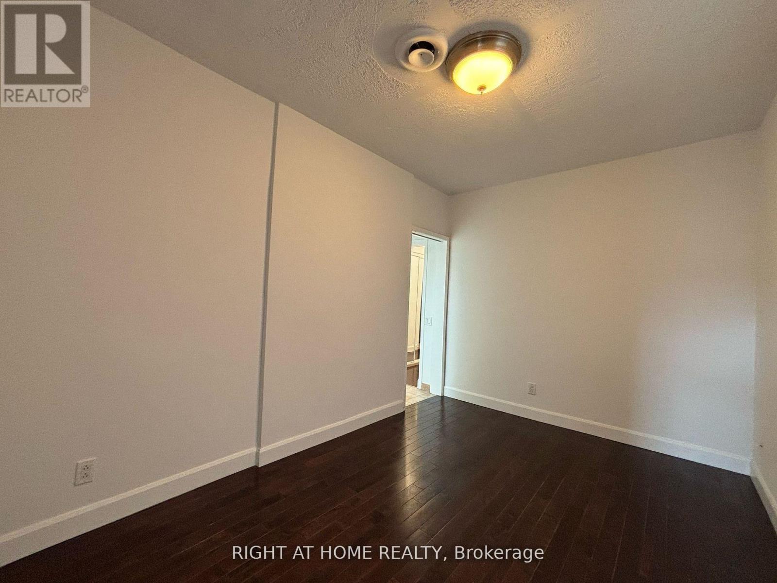 A - 3152 Dundas Street W, Toronto, Ontario  M6P 2A1 - Photo 21 - W12979042