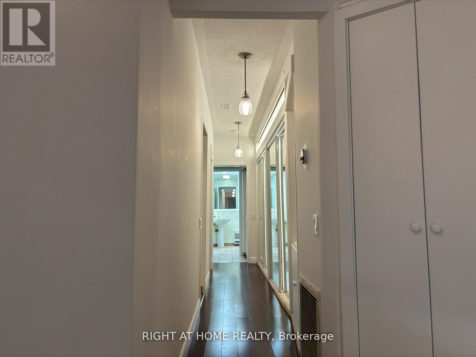 A - 3152 Dundas Street W, Toronto, Ontario  M6P 2A1 - Photo 9 - W12979042