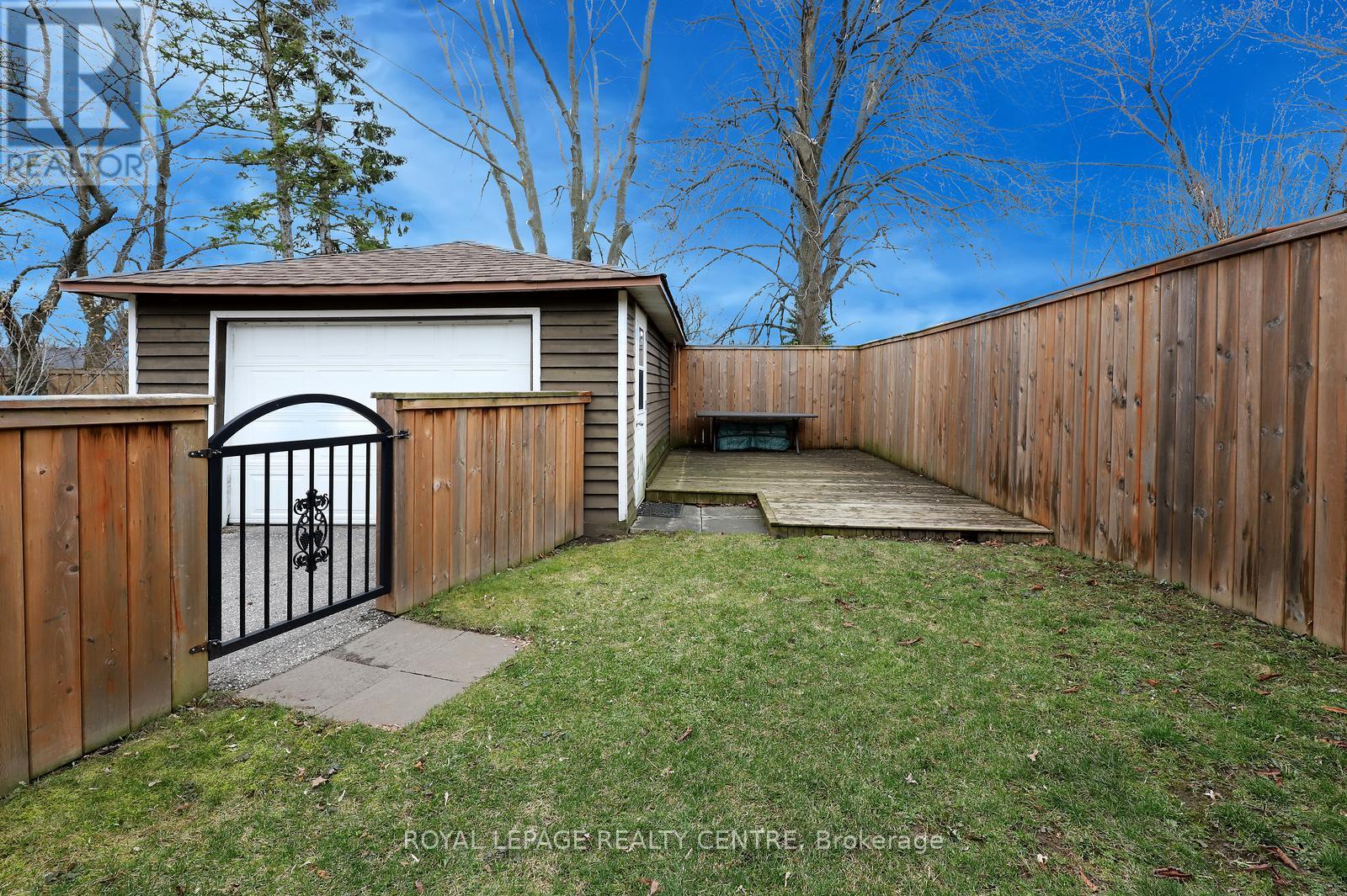 3638 Anniversary Road, Mississauga, Ontario  L5C 2G1 - Photo 38 - W12979144