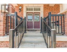 99 HUGUENOT ROAD, Oakville, Ontario