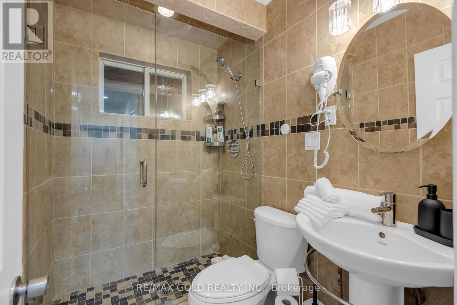 462 Samford Place, Oakville, Ontario  L6L 4E8 - Photo 17 - W12979204