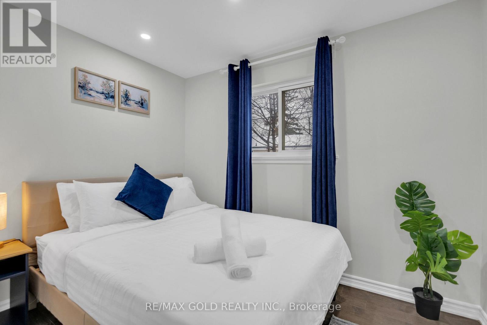 462 Samford Place, Oakville, Ontario  L6L 4E8 - Photo 21 - W12979204