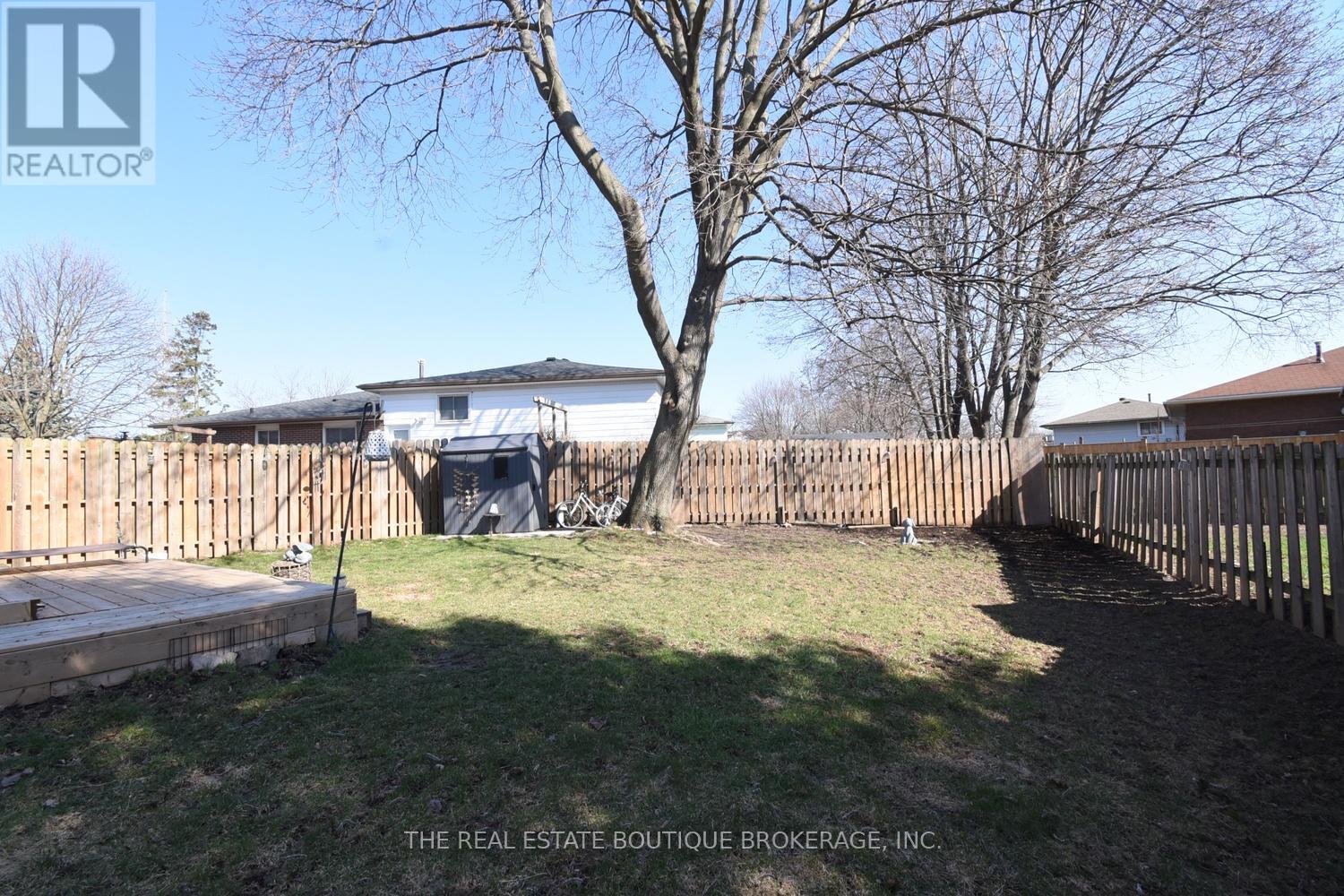 1345 Colonsay Drive, Burlington, Ontario  L7P 2T6 - Photo 34 - W12979206