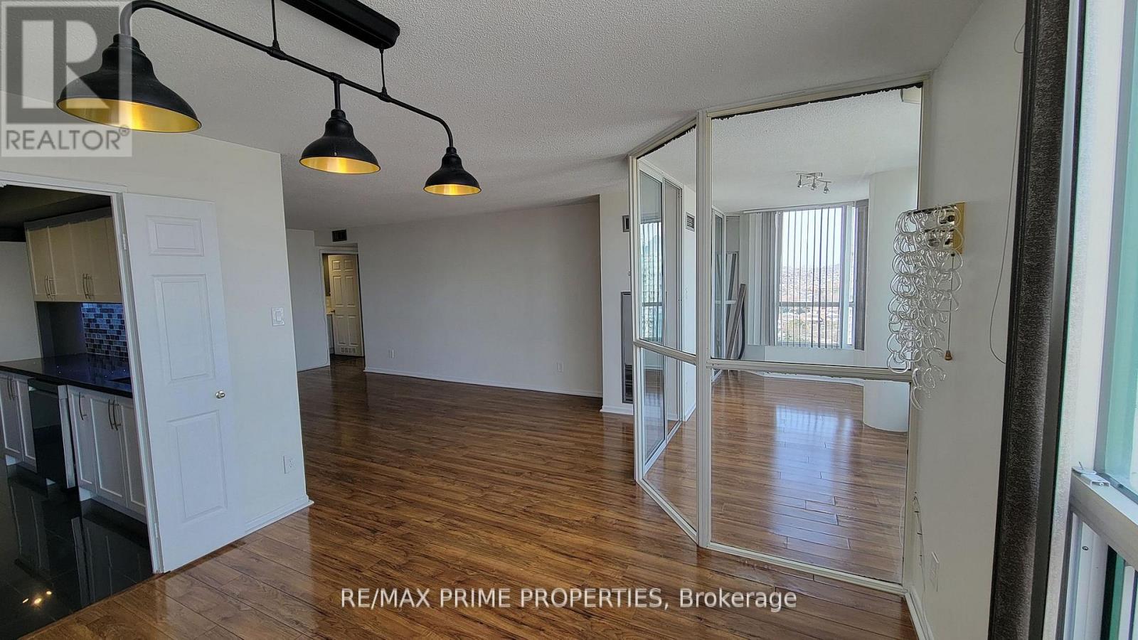 1508 - 4450 Tucana Court, Mississauga, Ontario  L5R 3R4 - Photo 8 - W12979214