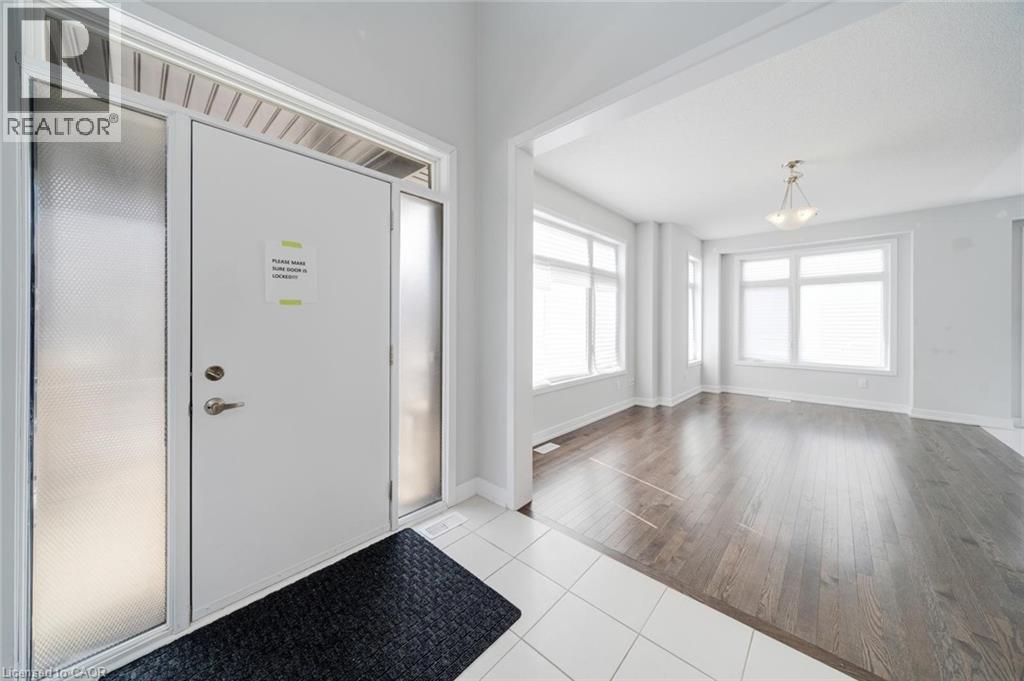 1076 Thompson Drive, Oshawa, Ontario  L1L 0V5 - Photo 6 - 40819385