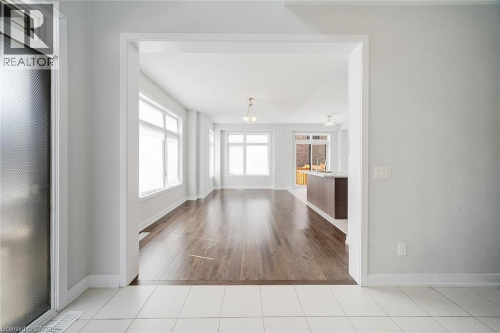 1076 Thompson Drive, Oshawa, Ontario  L1L 0V5 - Photo 7 - 40819385