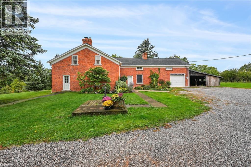 2432 Seburn Road, Fonthill, Ontario  L0S 1E6 - Photo 2 - 40819326