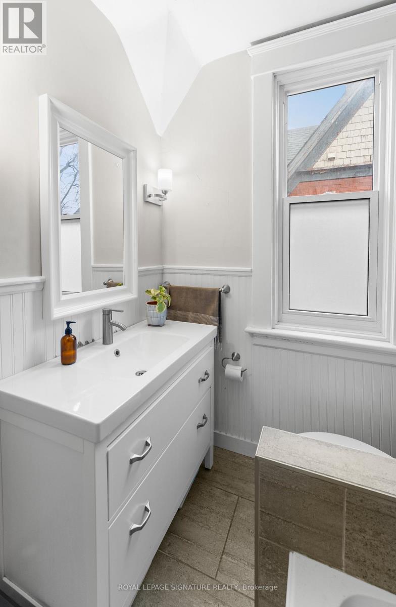 58 Hohner Avenue, Kitchener, Ontario  N2H 2V4 - Photo 10 - X12978962