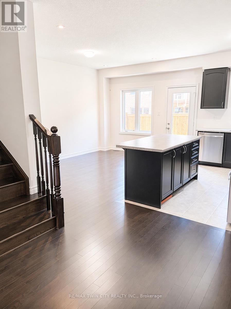 153 Flagg Avenue, Brant, Ontario  N3L 0K5 - Photo 4 - X12978982