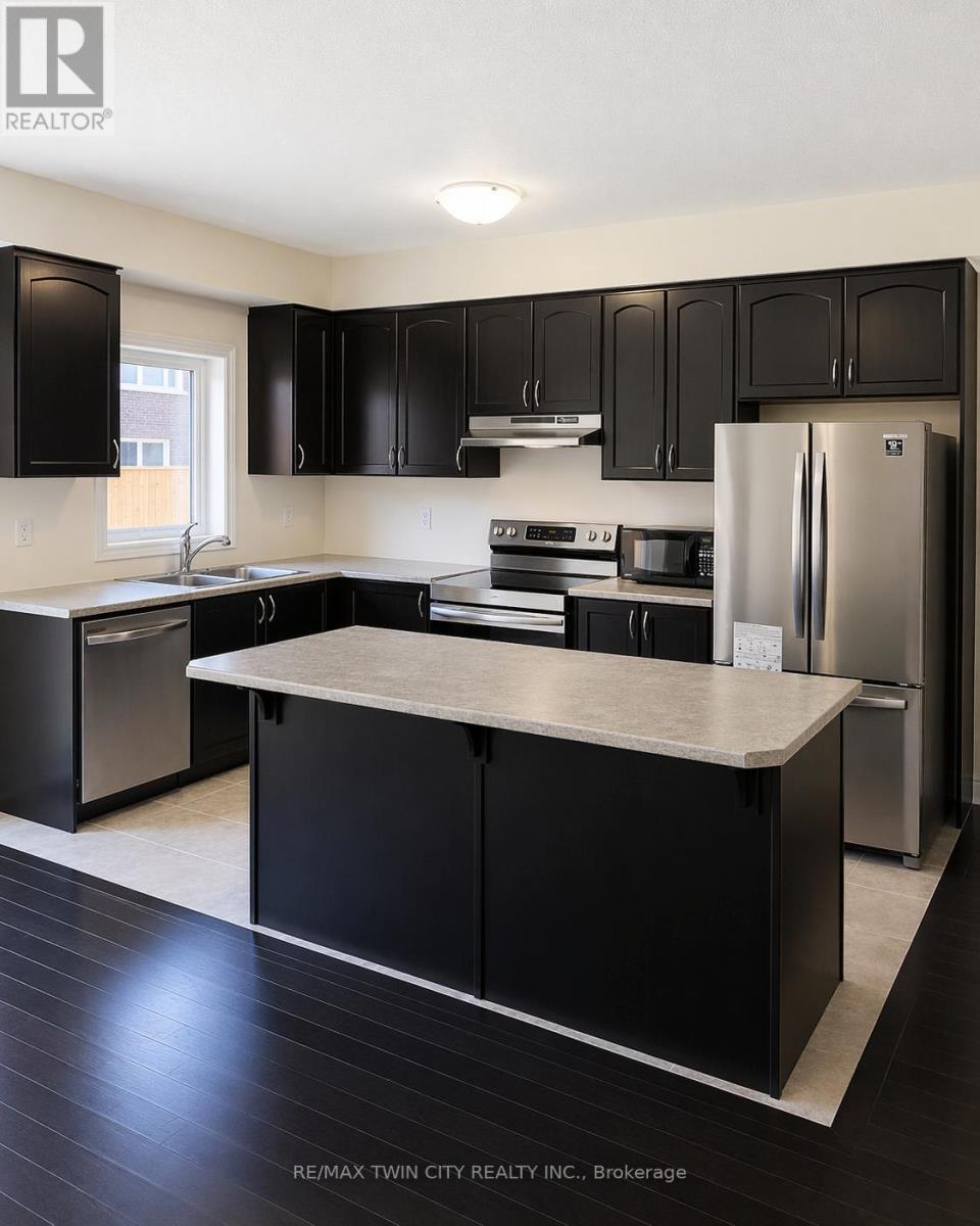 153 Flagg Avenue, Brant, Ontario  N3L 0K5 - Photo 5 - X12978982