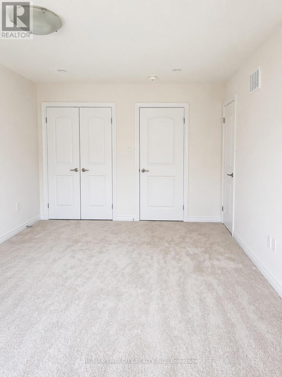 153 Flagg Avenue, Brant, Ontario  N3L 0K5 - Photo 8 - X12978982