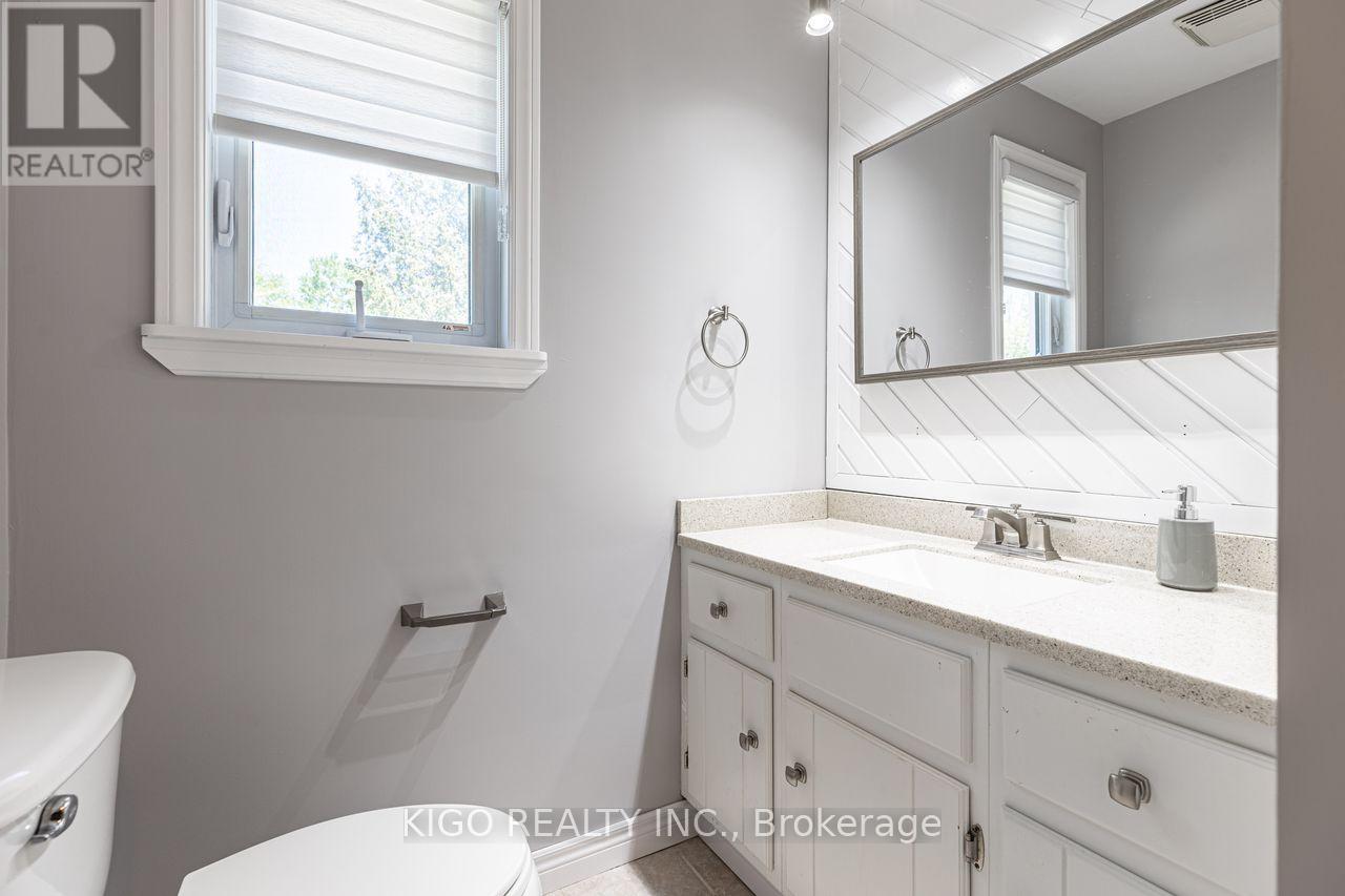 2320 Hyde Park Road N, London North, Ontario  N6H 5K2 - Photo 27 - X12979074