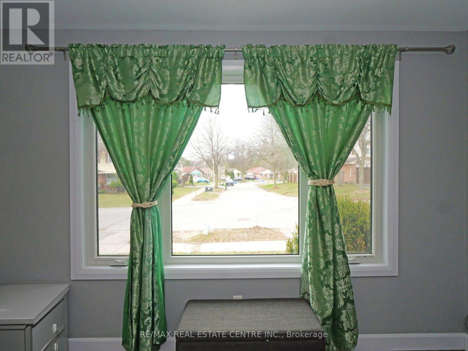 771 Monsarrat Avenue, London East, Ontario  N5Y 4Y3 - Photo 8 - X12979078