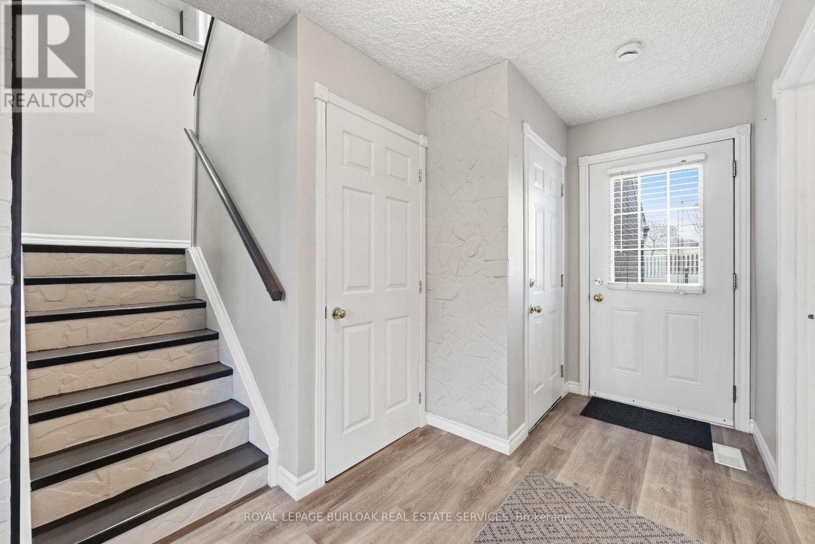 154 - 11 Queenslea Drive, Hamilton, Ontario L8W 1T7 - Photo 13 - X12979080