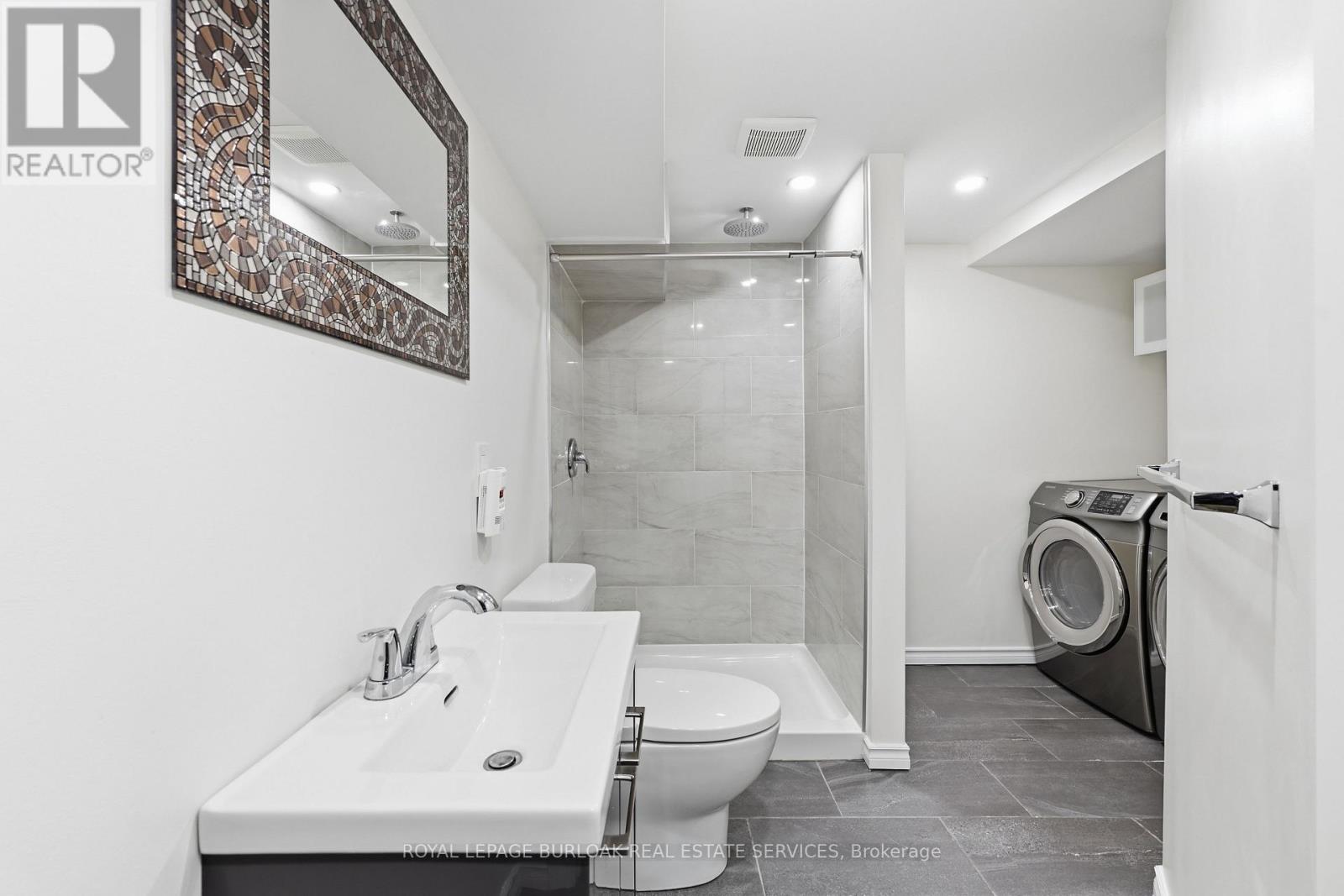 154 - 11 Queenslea Drive, Hamilton, Ontario L8W 1T7 - Photo 25 - X12979080