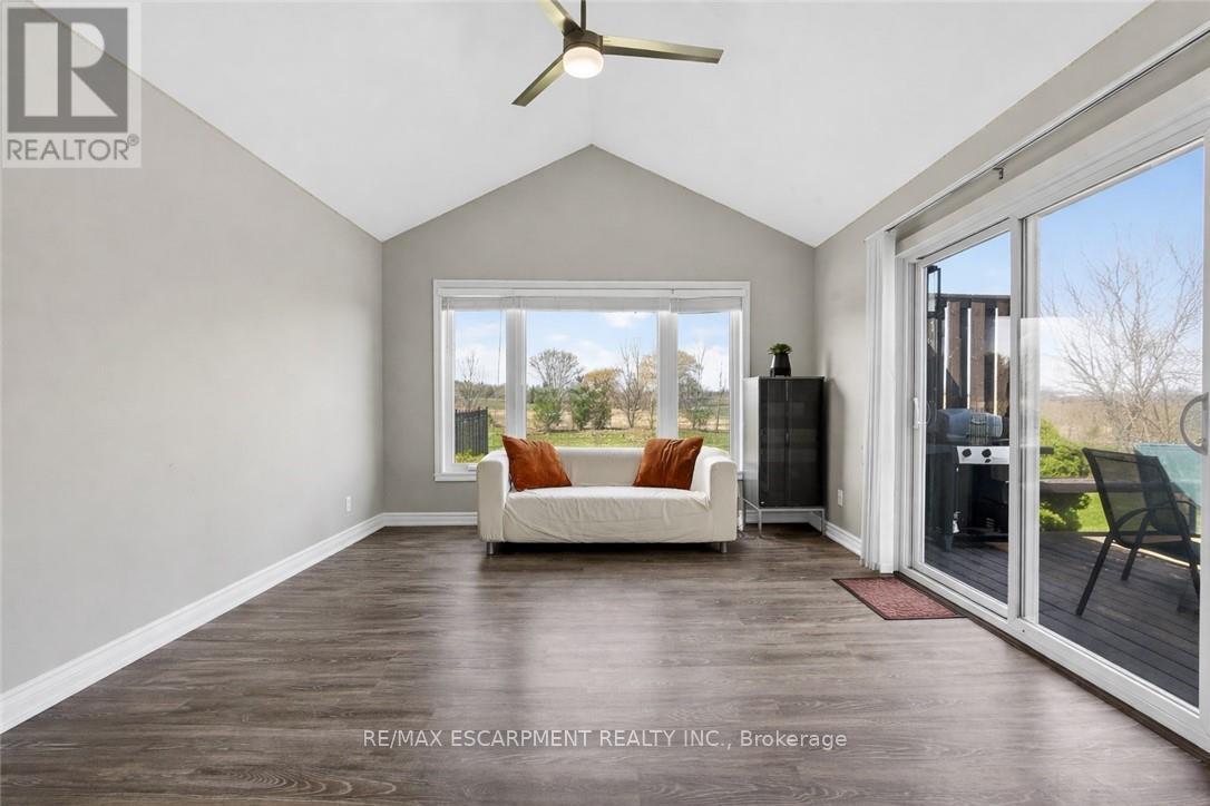 2330 Centre Street, Pelham, Ontario  L0S 1M0 - Photo 35 - X12979082