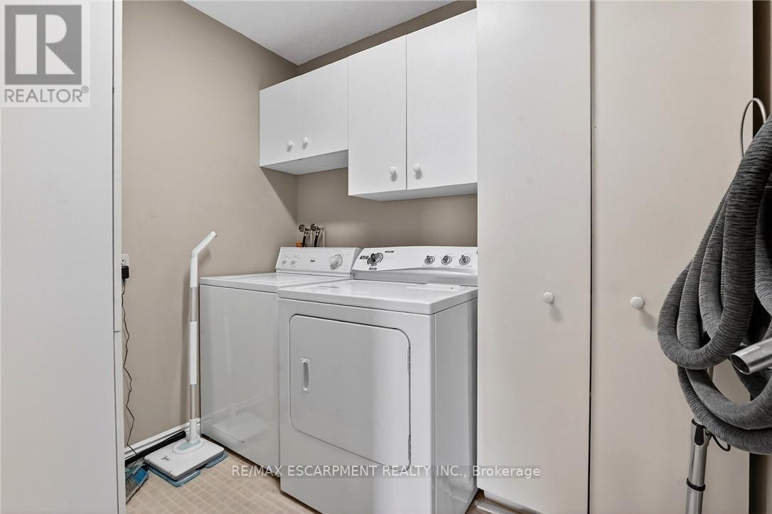 2330 Centre Street, Pelham, Ontario  L0S 1M0 - Photo 37 - X12979082