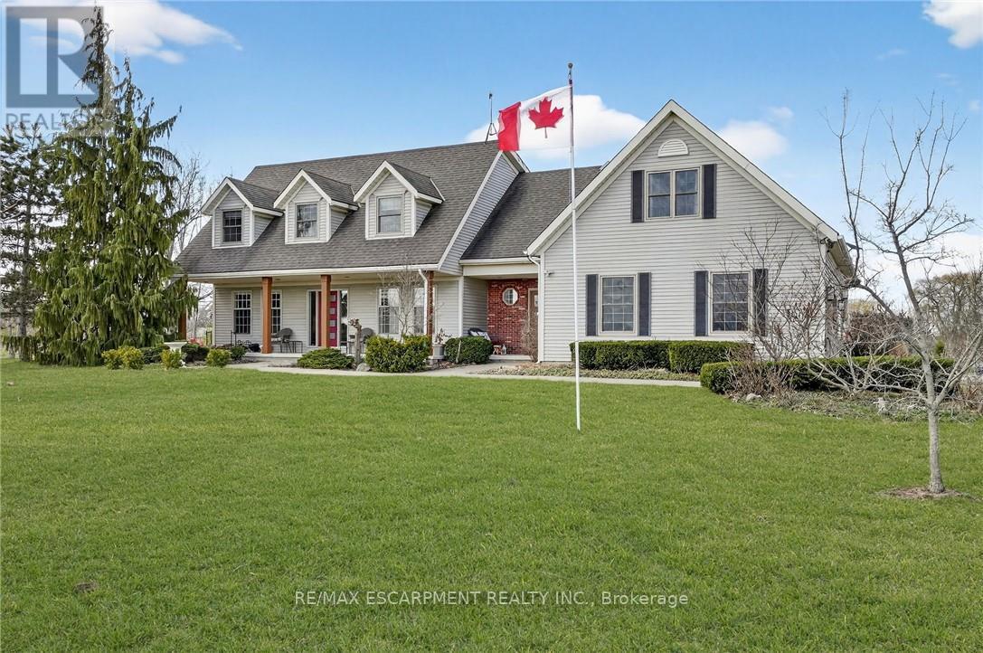 2330 Centre Street, Pelham, Ontario  L0S 1M0 - Photo 6 - X12979082