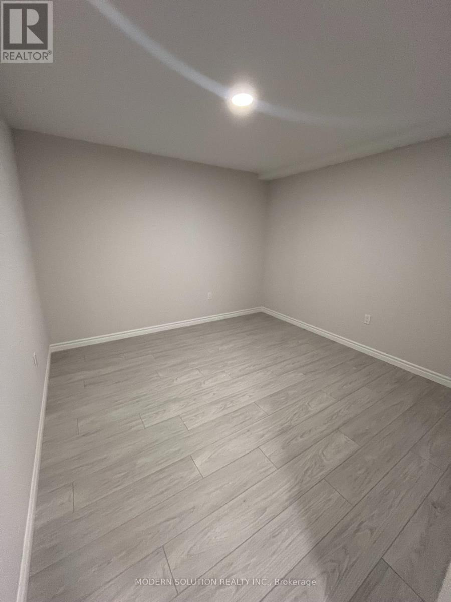 411 - 50 Otterbein Road, Kitchener, Ontario  N2B 3B7 - Photo 17 - X12979092