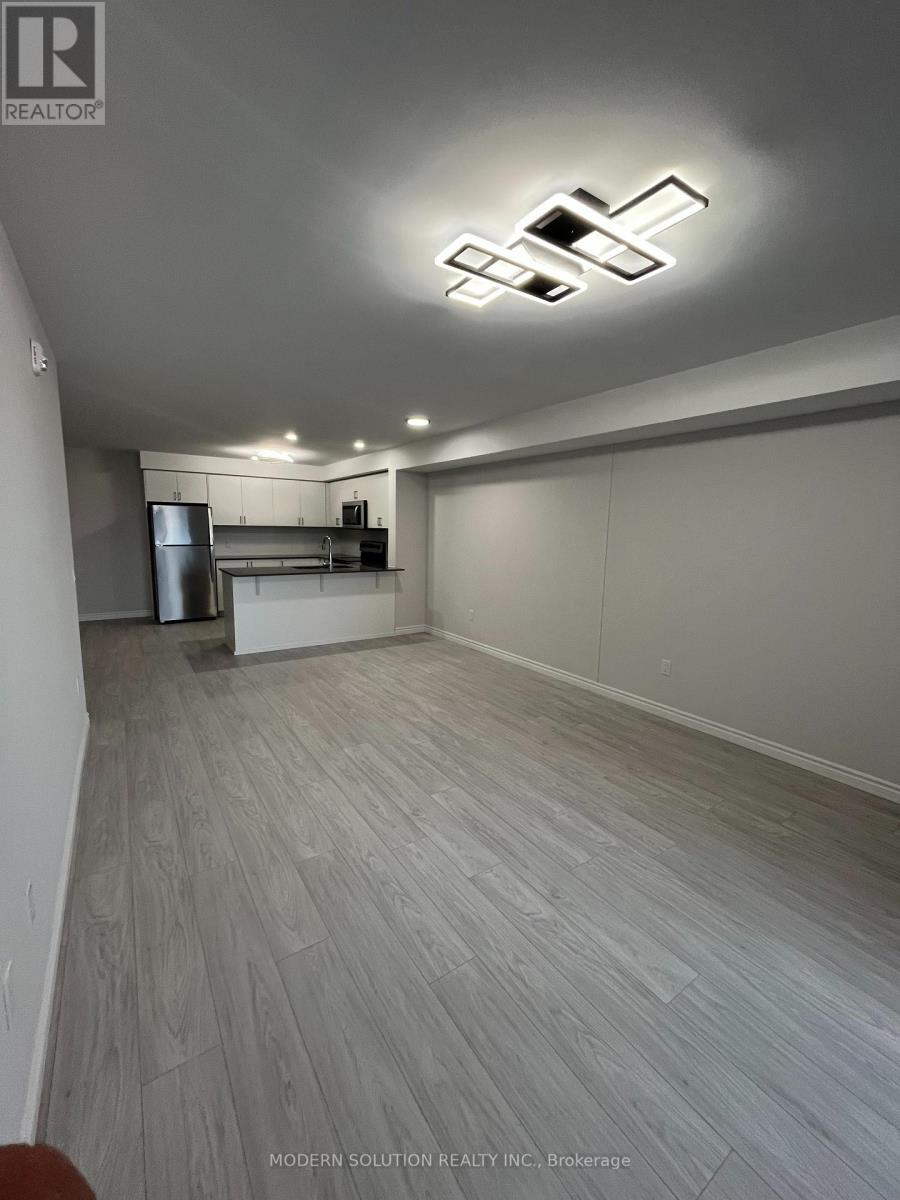 411 - 50 Otterbein Road, Kitchener, Ontario  N2B 3B7 - Photo 5 - X12979092