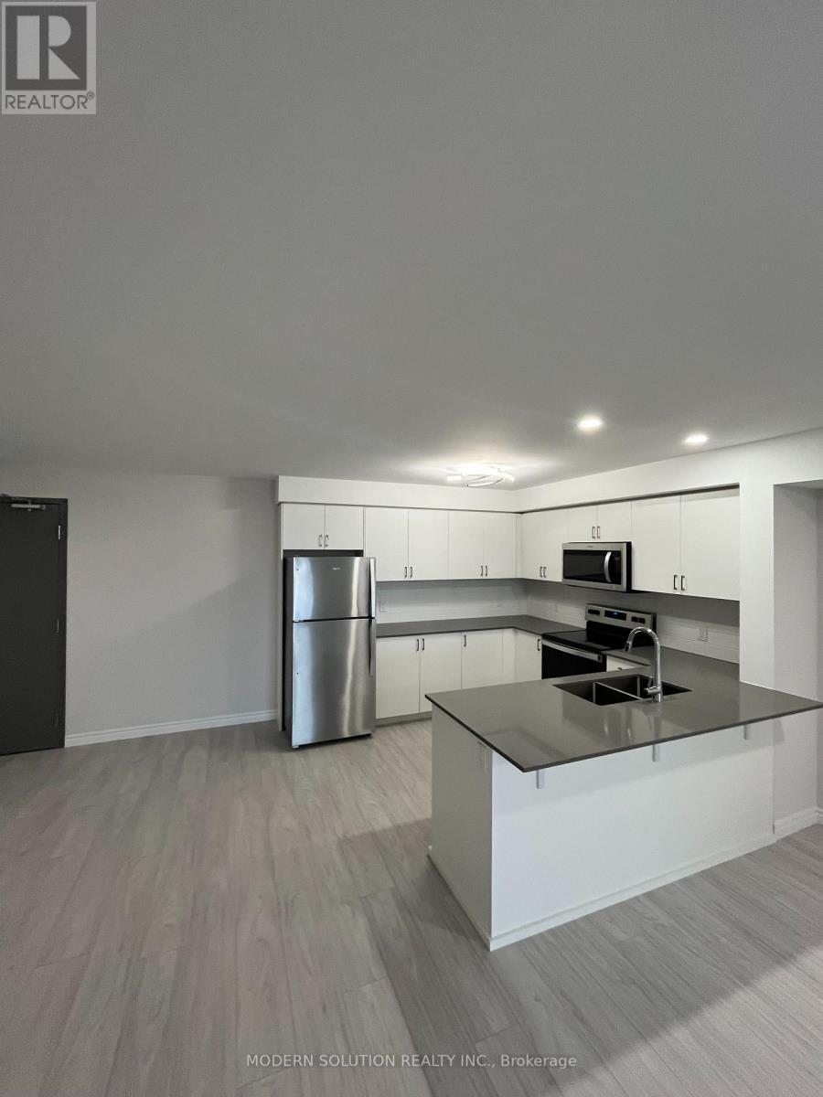 411 - 50 Otterbein Road, Kitchener, Ontario  N2B 3B7 - Photo 7 - X12979092