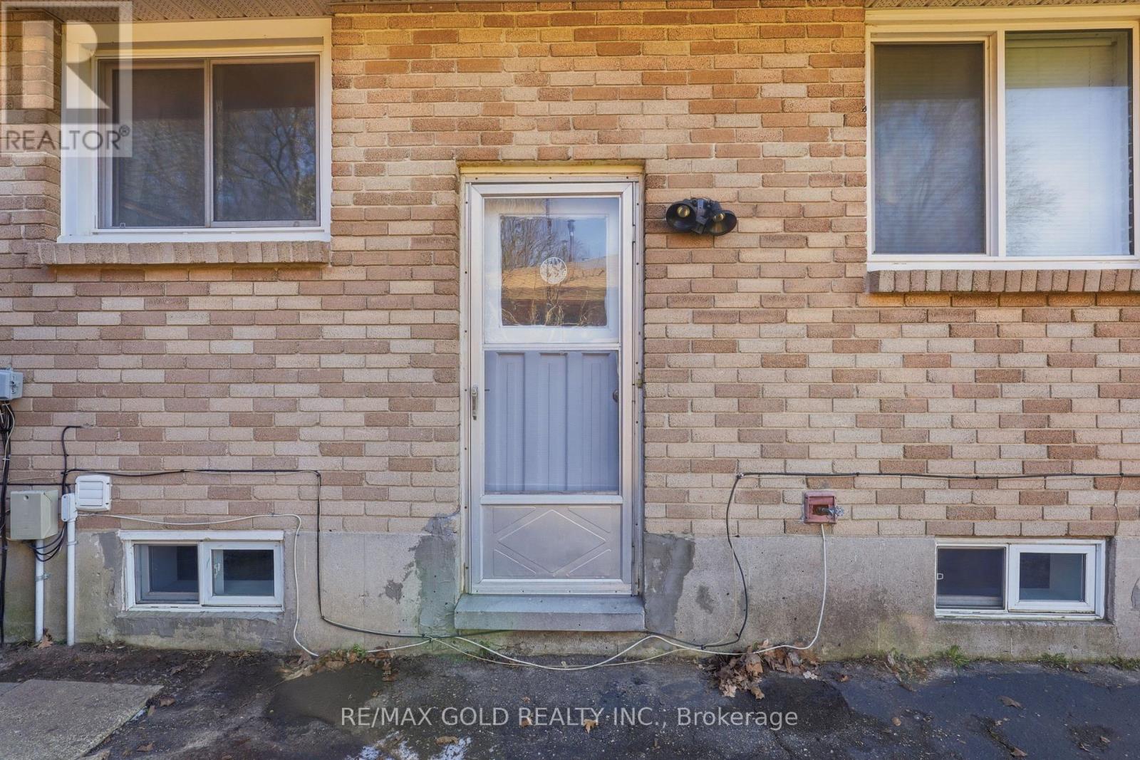 231a Cedarbrae Avenue, Waterloo, Ontario  N2L 4S6 - Photo 27 - X12979102