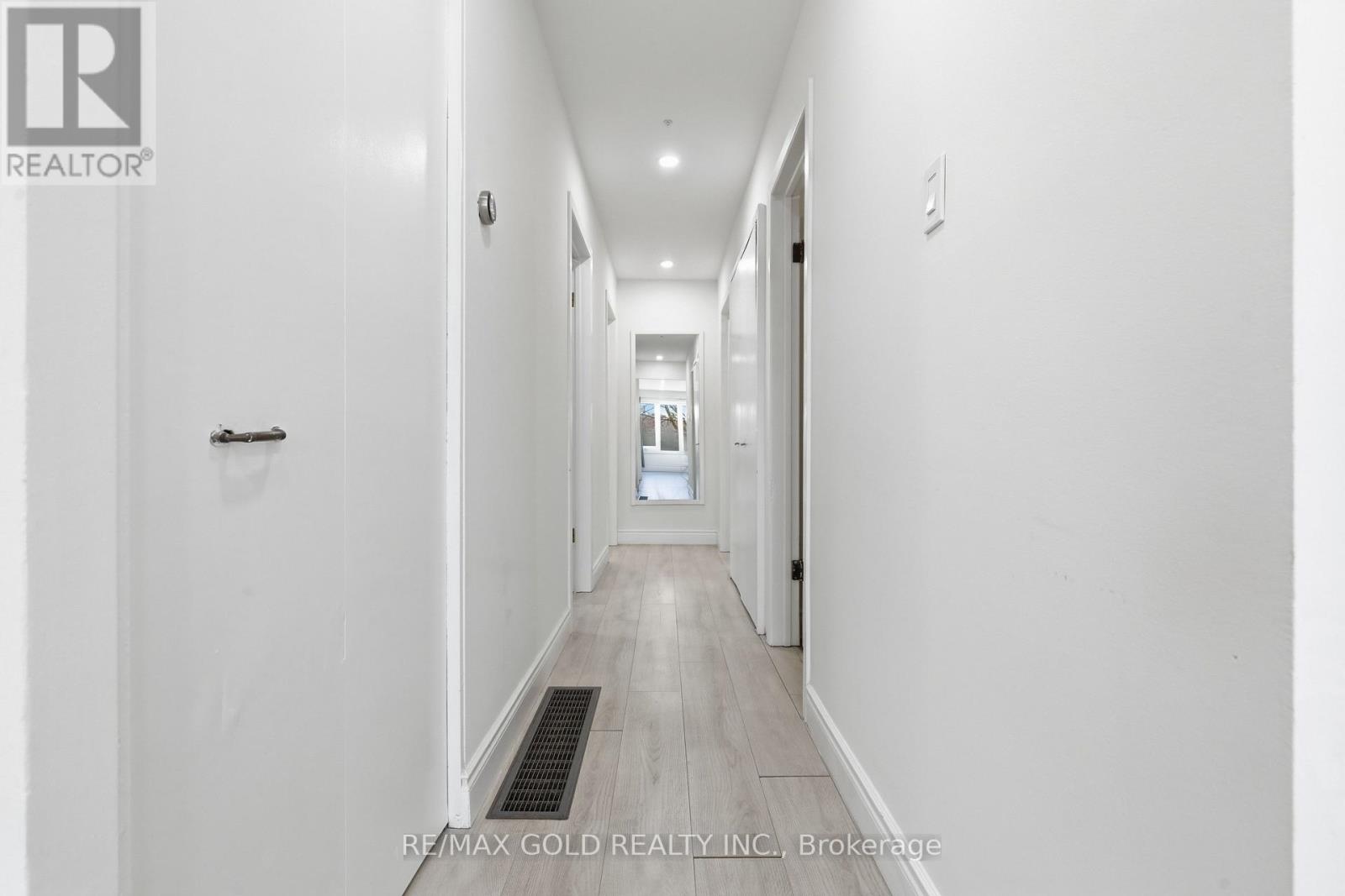 231a Cedarbrae Avenue, Waterloo, Ontario  N2L 4S6 - Photo 8 - X12979102