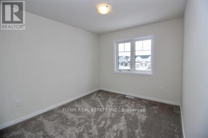 176 Maclachlan Avenue, Haldimand, Ontario  N3W 0E1 - Photo 5 - X12979108