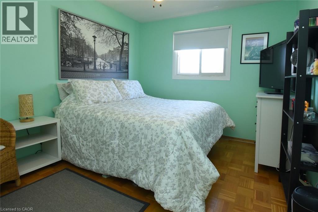 1345 Colonsay Drive, Burlington, Ontario  L7P 2T6 - Photo 20 - 40811513