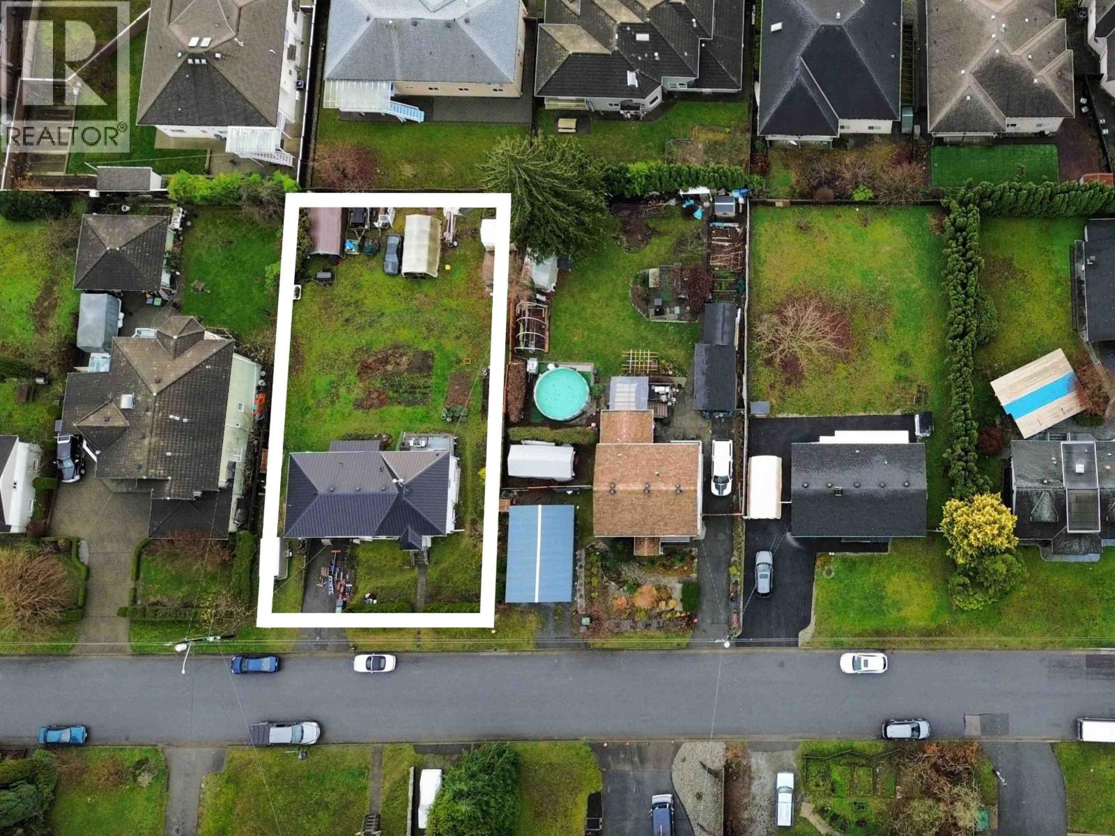 820 Catherine Avenue, Coquitlam, British Columbia  V3J 4L7 - Photo 3 - R3074097