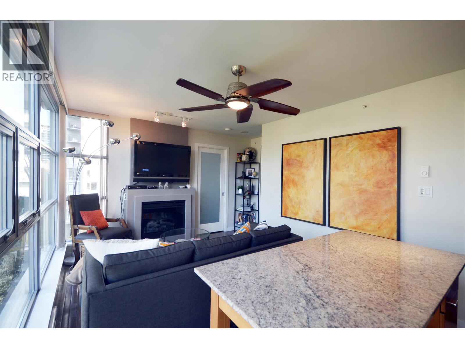 601 989 Beatty Street, Vancouver, British Columbia  V6Z 3C2 - Photo 2 - R3107385