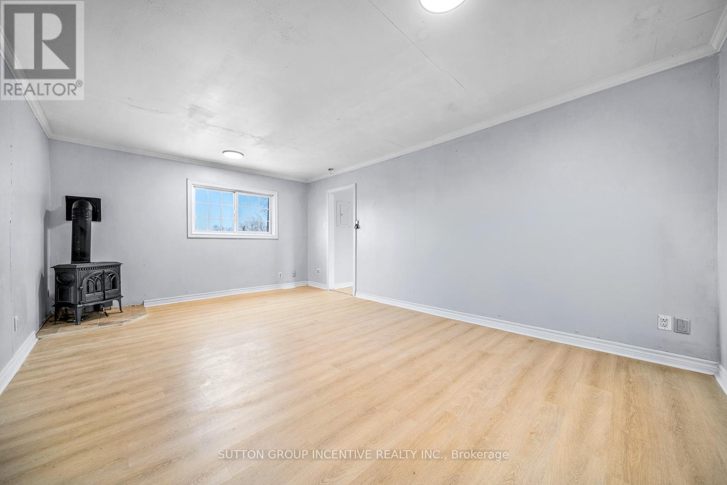 300 Metro Road N, Georgina, Ontario  L4P 3C8 - Photo 29 - N12978566