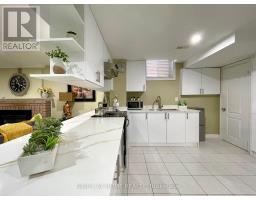 70 BELLONA STREET, Vaughan, Ontario