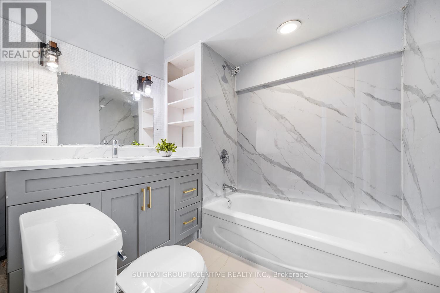 300 Metro Road N, Georgina, Ontario  L4P 3C8 - Photo 33 - N12978566