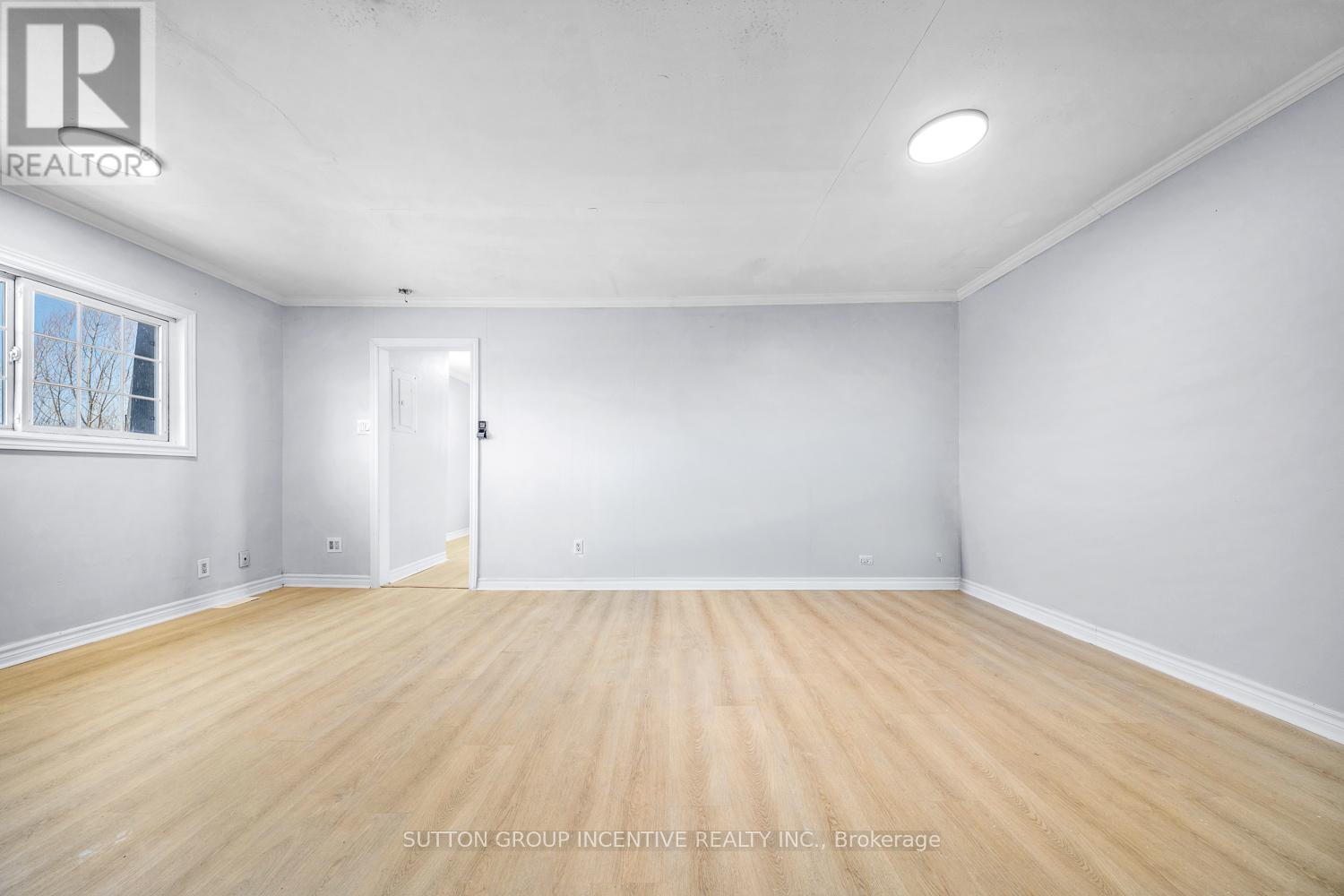 300 Metro Road N, Georgina, Ontario  L4P 3C8 - Photo 30 - N12978566