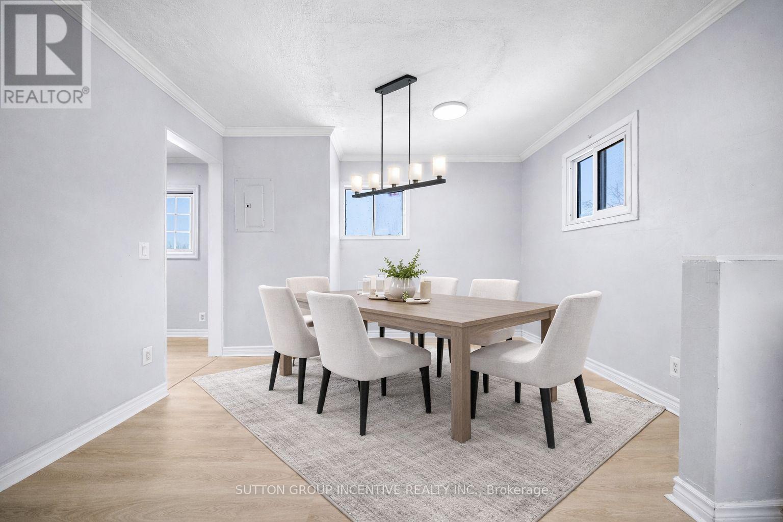 300 Metro Road N, Georgina, Ontario  L4P 3C8 - Photo 28 - N12978566