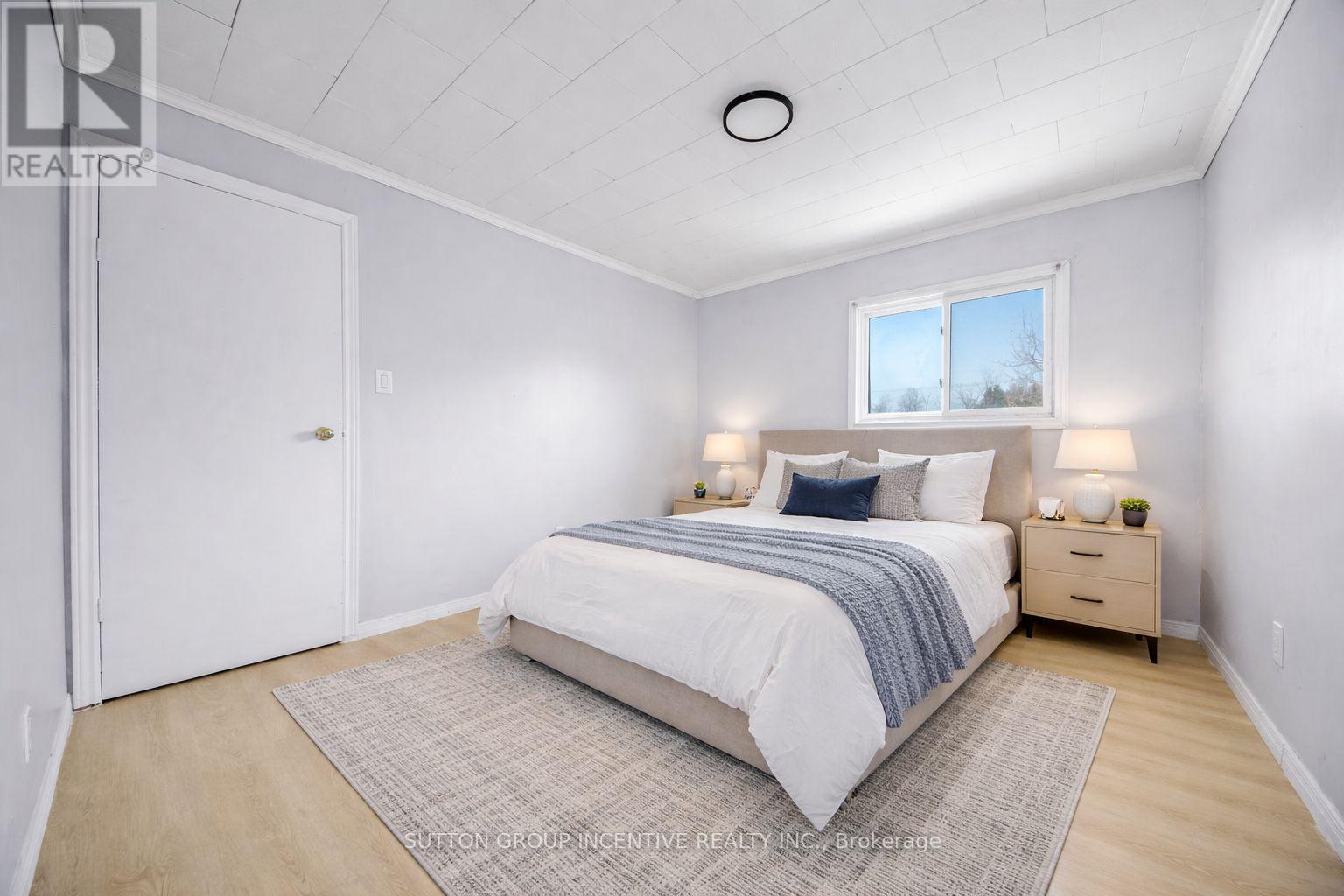 300 Metro Road N, Georgina, Ontario  L4P 3C8 - Photo 39 - N12978566