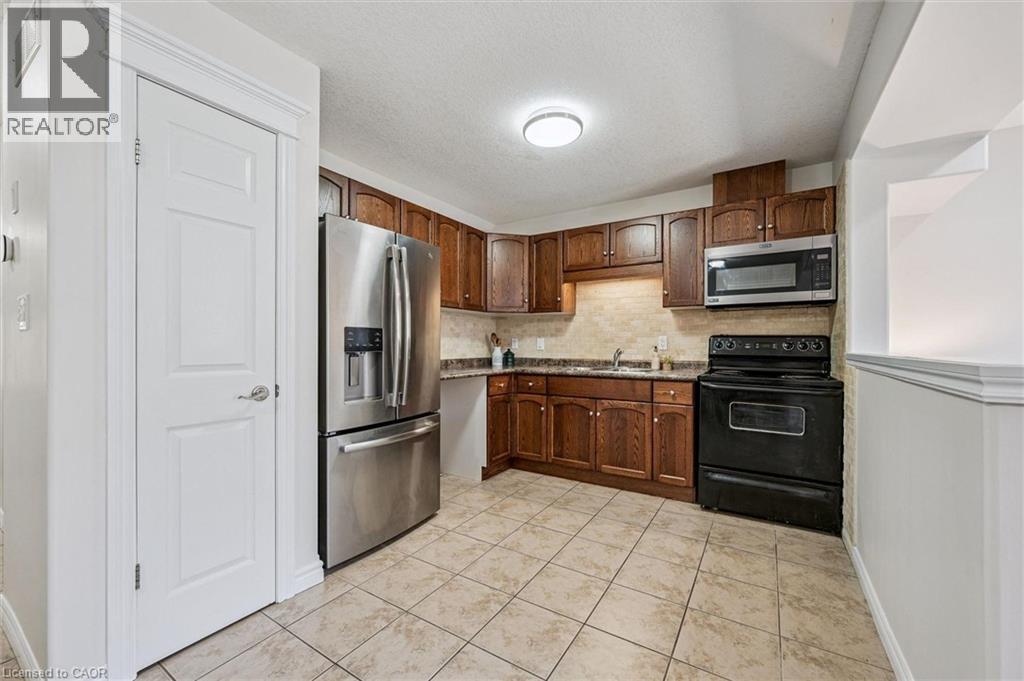 93 Washburn Drive, Guelph, Ontario  N1E 0B3 - Photo 4 - 40817564