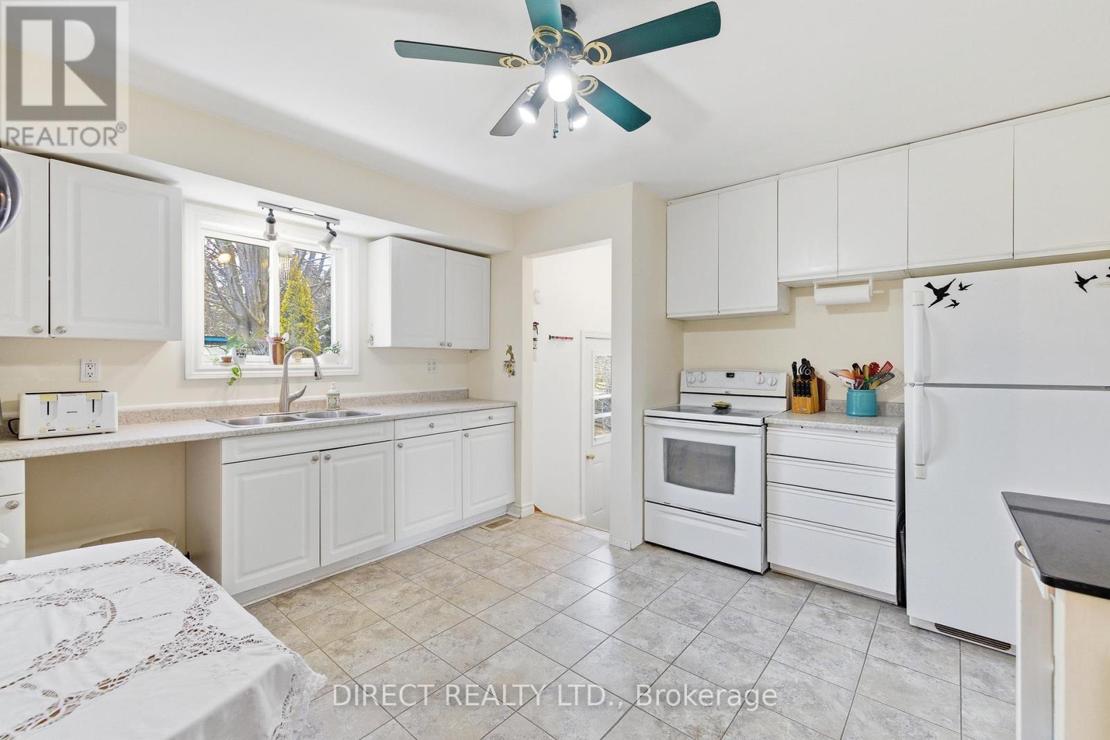 22498 Loyalist Parkway, Quinte West, Ontario  K8V 5P5 - Photo 12 - X12979354