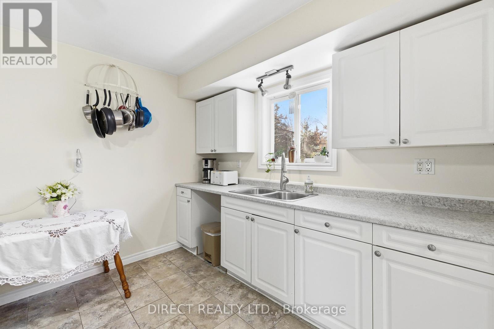 22498 Loyalist Parkway, Quinte West, Ontario  K8V 5P5 - Photo 13 - X12979354