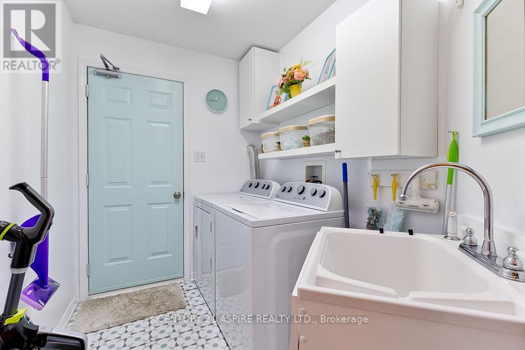 32 Bayshore Drive, Petawawa, Ontario  K8H 3R7 - Photo 19 - X12978944